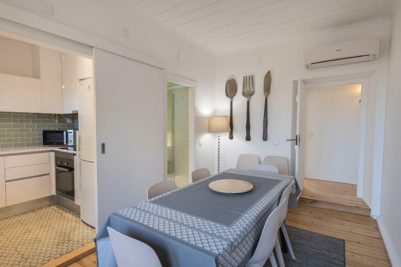 Alfama Terrace W/ Tagus River Views * Lissabon